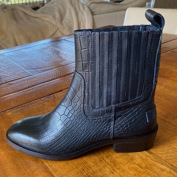 NEW Vintage Foundry Co. Main Croc Embossed Black Leather Ankle Boot Size 7.5 - Picture 7 of 16